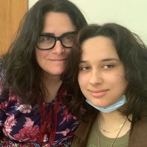 Meet your Posher, Ana